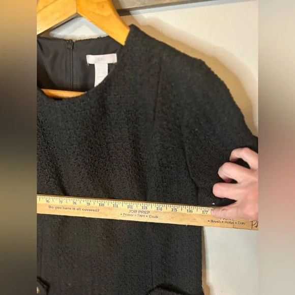 ✌️4 for $20✌️ H&M classic boucle dress - Picture 8 of 13